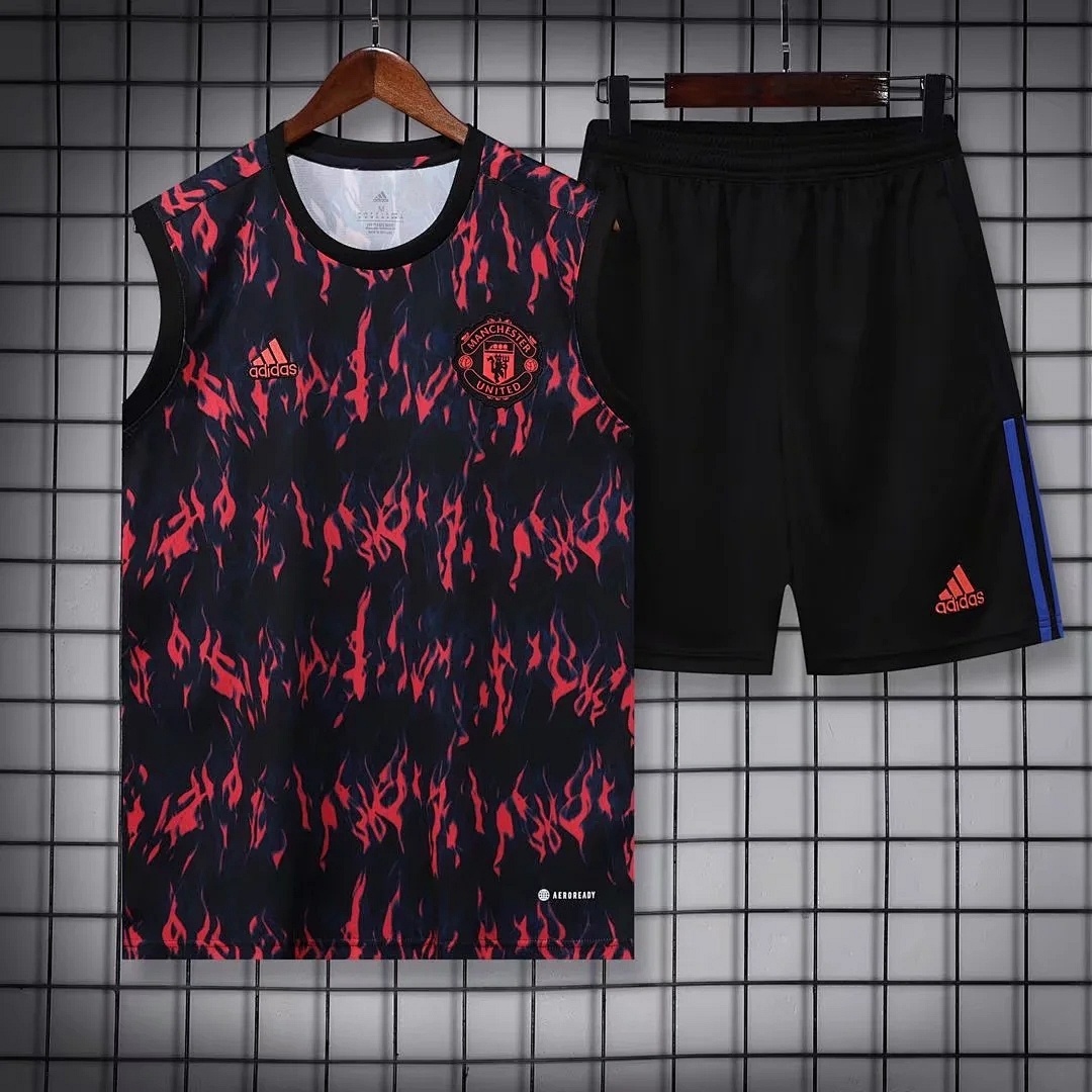 22/23 M-u Pre-Training Black+Red S-XXL